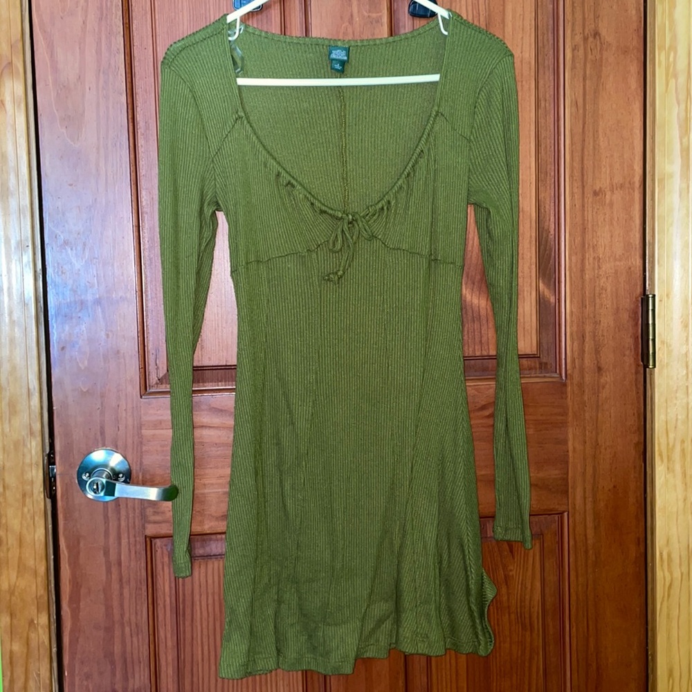 Green wild fable dress 💚🍃